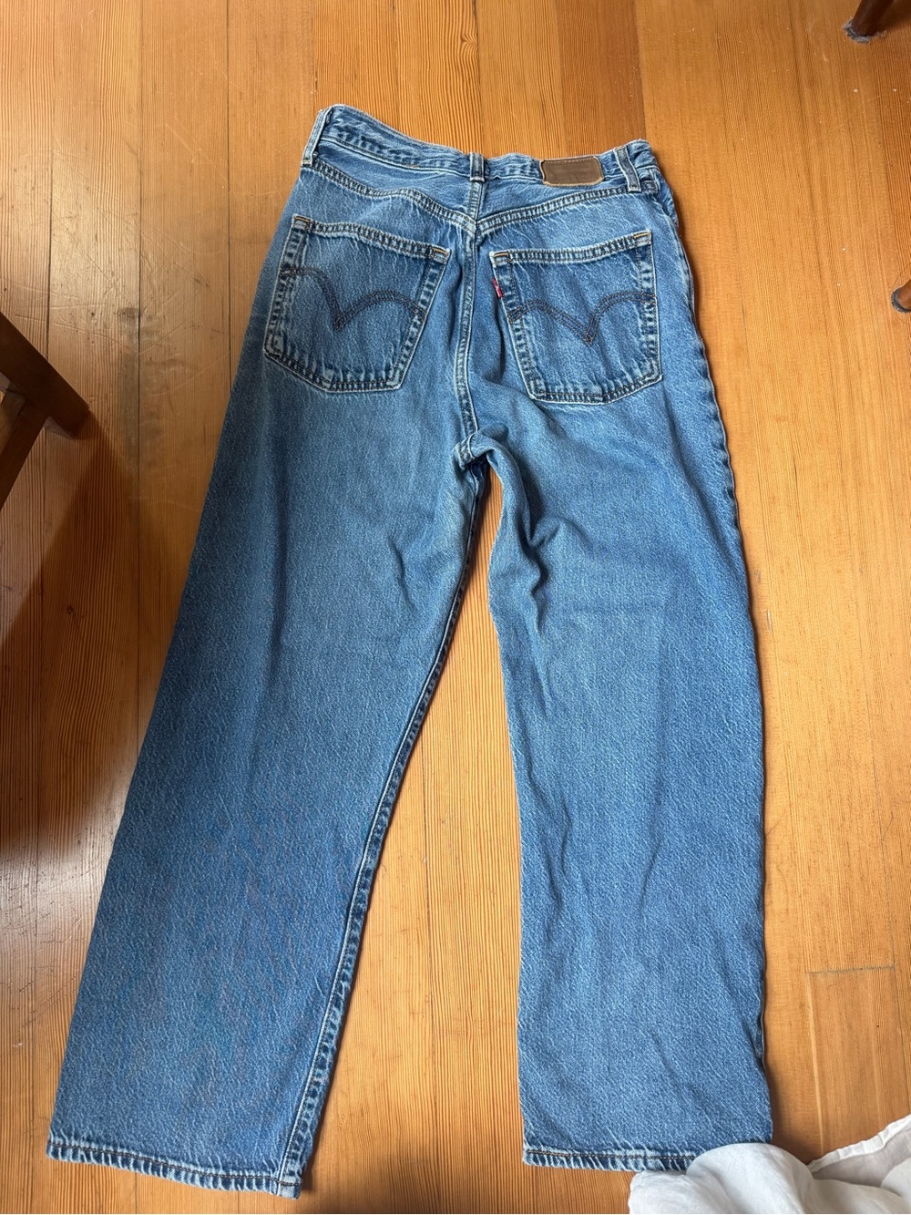 Levi's High-Rise Jeans - Light Blue Denim - Picture 2 of 3
